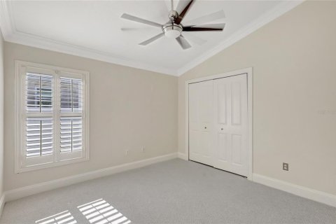 House in Valrico, Florida 4 bedrooms, 236.62 sq.m. № 2400921 - photo 16