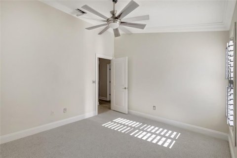 House in Valrico, Florida 4 bedrooms, 236.62 sq.m. № 2400921 - photo 17