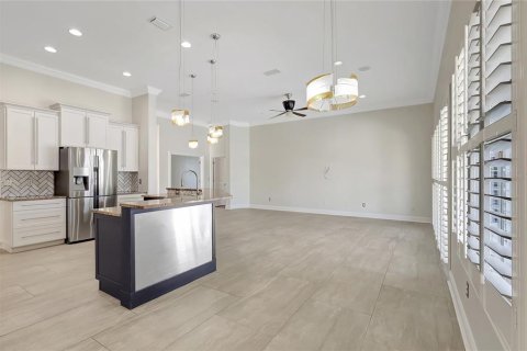 House in Valrico, Florida 4 bedrooms, 236.62 sq.m. № 2400921 - photo 27