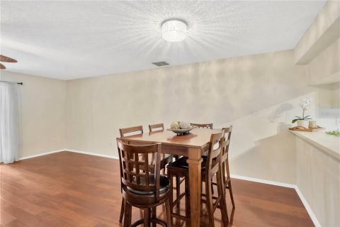 Adosado en venta en Brandon, Florida, 3 dormitorios, 129.51 m2 № 1844627 - foto 9