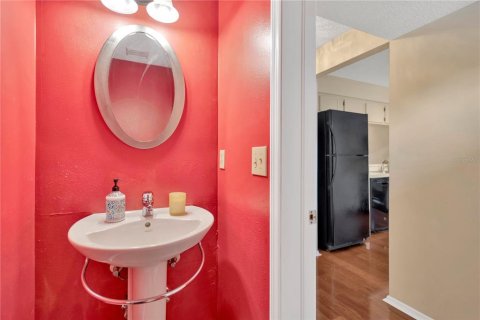 Adosado en venta en Brandon, Florida, 3 dormitorios, 129.51 m2 № 1844627 - foto 12