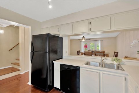 Adosado en venta en Brandon, Florida, 3 dormitorios, 129.51 m2 № 1844627 - foto 6