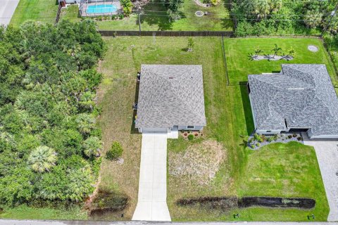House in Port Charlotte, Florida 3 bedrooms, 132.39 sq.m. № 1841653 - photo 30