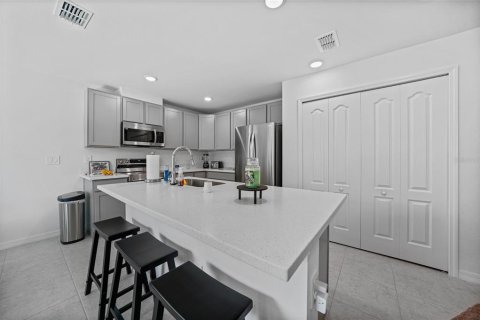 House in Port Charlotte, Florida 3 bedrooms, 132.39 sq.m. № 1841653 - photo 8
