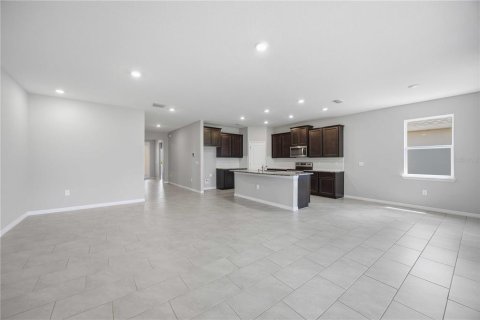 Villa ou maison à louer à Sarasota, Floride: 4 chambres, 189.99 m2 № 2117072 - photo 8