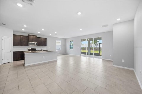 Villa ou maison à louer à Sarasota, Floride: 4 chambres, 189.99 m2 № 2117072 - photo 9