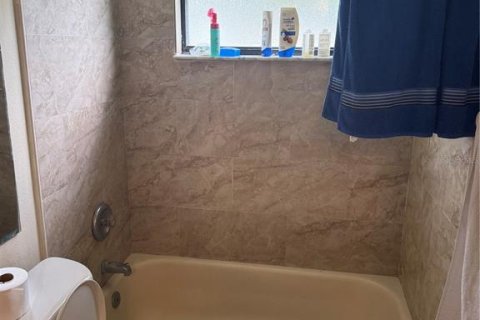 Copropriété à louer à Kissimmee, Floride: 3 chambres, 116.13 m2 № 1885565 - photo 4