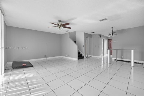 Touwnhouse à louer à North Lauderdale, Floride: 2 chambres, 115.38 m2 № 1999477 - photo 17