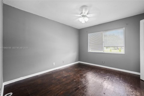 Touwnhouse à louer à North Lauderdale, Floride: 2 chambres, 115.38 m2 № 1999477 - photo 23