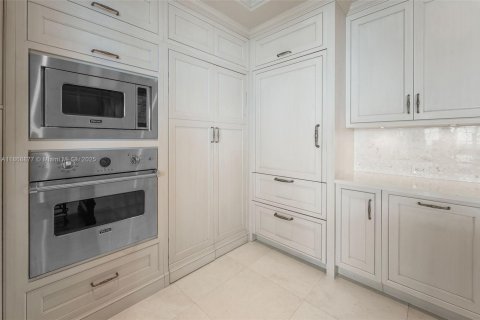 Copropriété à vendre à Miami Beach, Floride: 3 chambres, 274.9 m2 № 1928324 - photo 17