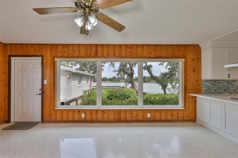 House in Dover, Florida 3 bedrooms, 168.99 sq.m. № 1914745 - photo 17