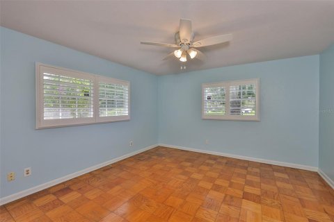 House in Dover, Florida 3 bedrooms, 168.99 sq.m. № 1914745 - photo 29