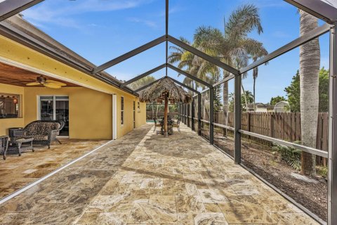 Casa en venta en Port St. Lucie, Florida, 3 dormitorios, 210.89 m2 № 2394991 - foto 23