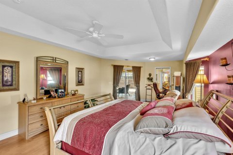 Casa en venta en Port St. Lucie, Florida, 3 dormitorios, 210.89 m2 № 2394991 - foto 12