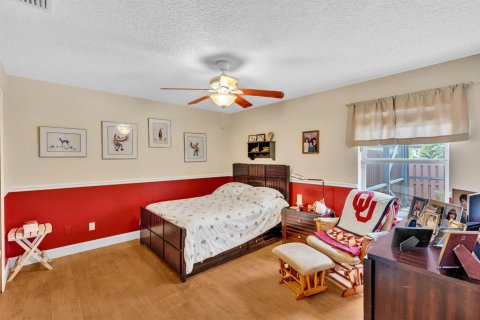 Casa en venta en Port St. Lucie, Florida, 3 dormitorios, 210.89 m2 № 2394991 - foto 19