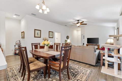 Villa ou maison à vendre à The Villages, Floride: 3 chambres, 139.35 m2 № 2408939 - photo 8