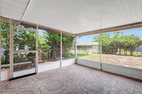 House in Clearwater, Florida 2 bedrooms, 114.27 sq.m. № 1751002 - photo 27