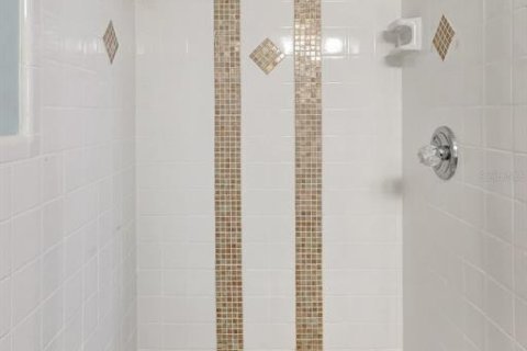 House in Clearwater, Florida 2 bedrooms, 114.27 sq.m. № 1751002 - photo 23
