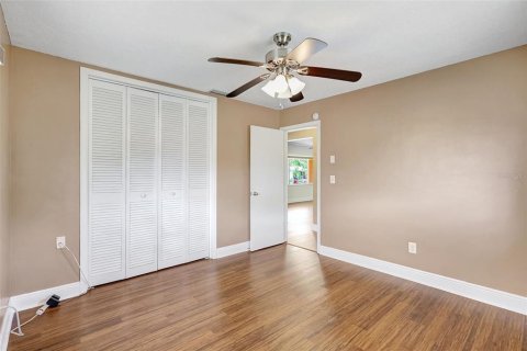 House in Clearwater, Florida 2 bedrooms, 114.27 sq.m. № 1751002 - photo 17