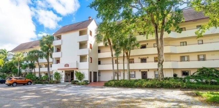 Кондоминиум с 2 спальнями в Веллингтон, Флорида № 2047065
