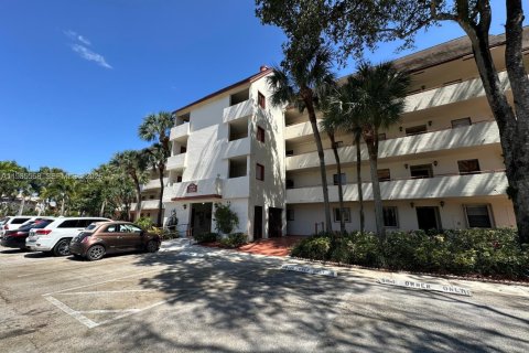 Купить кондоминиум в Веллингтон, Флорида 2 спальни, 124.12м2, № 2047065 - фото 21