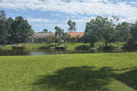 Купить кондоминиум в Веллингтон, Флорида 2 спальни, 124.12м2, № 2047065 - фото 28