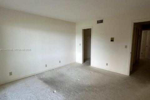 Купить кондоминиум в Веллингтон, Флорида 2 спальни, 124.12м2, № 2047065 - фото 11