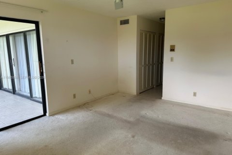 Купить кондоминиум в Веллингтон, Флорида 2 спальни, 124.12м2, № 2047065 - фото 24