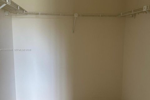 Купить кондоминиум в Веллингтон, Флорида 2 спальни, 124.12м2, № 2047065 - фото 16