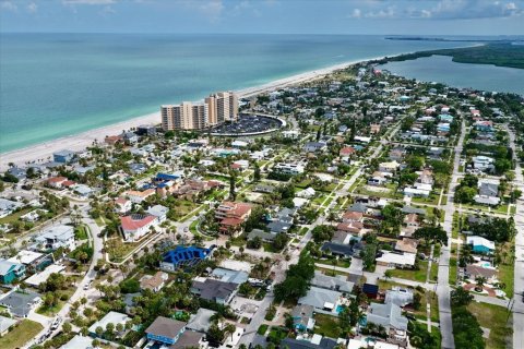 Casa en venta en Clearwater, Florida, 2 dormitorios, 89 m2 № 2198617 - foto 8
