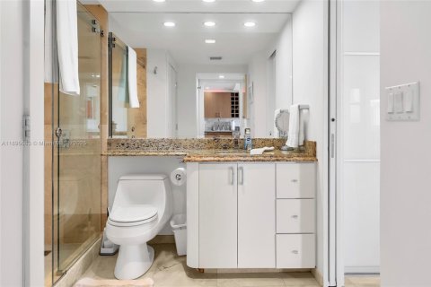 Купить кондоминиум в Майами-Бич, Флорида 1 спальня, 60.76м2, № 1947768 - фото 15