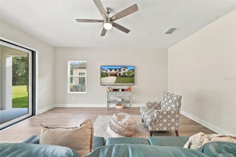 Villa ou maison à vendre à Fish Hawk, Floride: 4 chambres, 261.06 m2 № 2418355 - photo 3