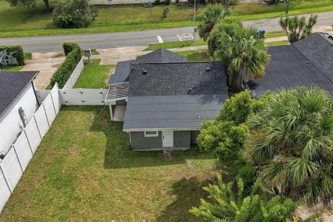 House in Orlando, Florida 3 bedrooms, 85.56 sq.m. № 2395968 - photo 20