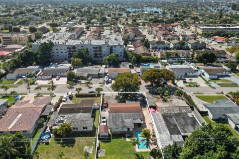 Купить виллу или дом в Хайалиа, Флорида 4 спальни, 204.2м2, № 2027859 - фото 8