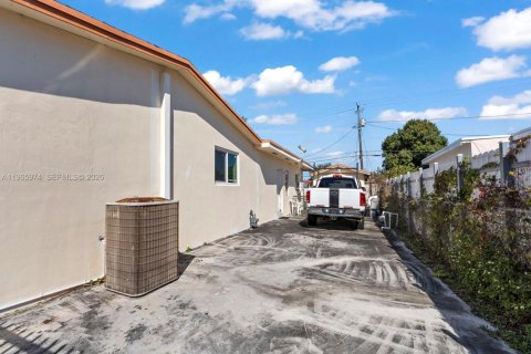 Купить виллу или дом в Хайалиа, Флорида 4 спальни, 204.2м2, № 2027859 - фото 5