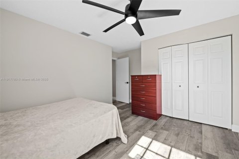 Villa ou maison à vendre à Cooper City, Floride: 3 chambres, 154.78 m2 № 2019496 - photo 14