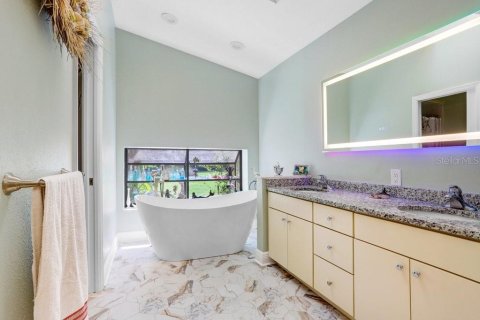 Casa en venta en Dover, Florida, 3 dormitorios, 215.72 m2 № 1902910 - foto 7