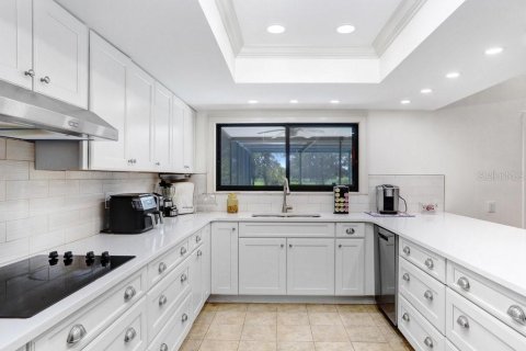Casa en venta en Dover, Florida, 3 dormitorios, 215.72 m2 № 1902910 - foto 5