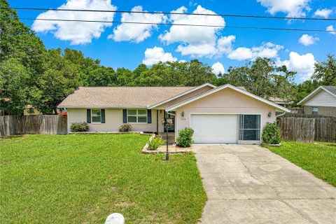 House in Belleview, Florida 3 bedrooms, 149.67 sq.m. № 1880483 - photo 1