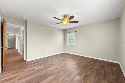 House in Belleview, Florida 3 bedrooms, 149.67 sq.m. № 1880483 - photo 25