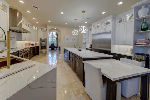 Villa ou maison à vendre à Weston, Floride: 7 chambres, 711.35 m2 № 2081788 - photo 21