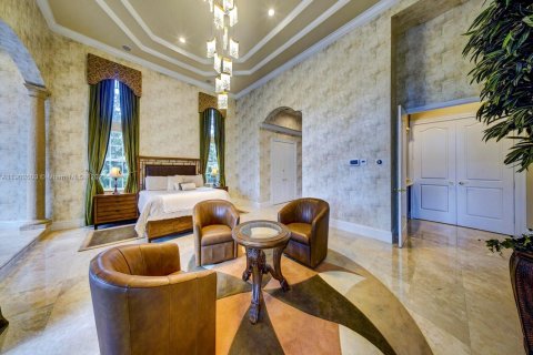 Villa ou maison à vendre à Weston, Floride: 7 chambres, 711.35 m2 № 2081788 - photo 17