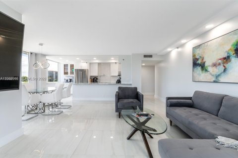 Copropriété à vendre à Highland Beach, Floride: 3 chambres, 173.54 m2 № 2066298 - photo 3