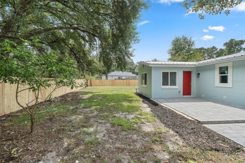 House in Dade City, Florida 3 bedrooms, 135.27 sq.m. № 1899508 - photo 29