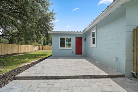House in Dade City, Florida 3 bedrooms, 135.27 sq.m. № 1899508 - photo 27
