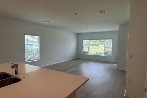 Adosado en venta en Apopka, Florida, 3 dormitorios, 178.19 m2 № 1685143 - foto 4