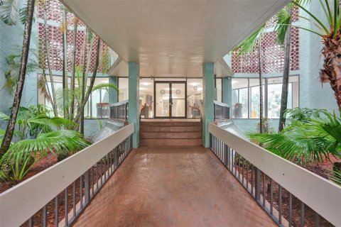 Купить кондоминиум в Лодерхилл, Флорида 3 комнаты, 95.88м2, № 2083338 - фото 13