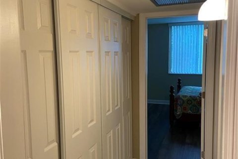 Купить кондоминиум в Лодерхилл, Флорида 3 комнаты, 95.88м2, № 2083338 - фото 3