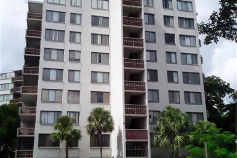 Купить кондоминиум в Лодерхилл, Флорида 3 комнаты, 95.88м2, № 2083338 - фото 4