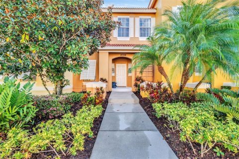 Townhouse in Kissimmee, Florida 3 bedrooms, 119.47 sq.m. № 2303152